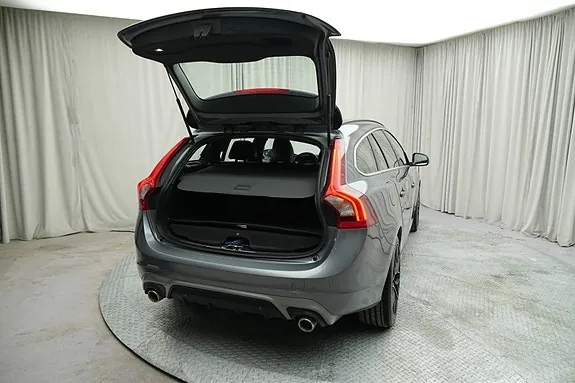 Volvo V60 2016 photo 5