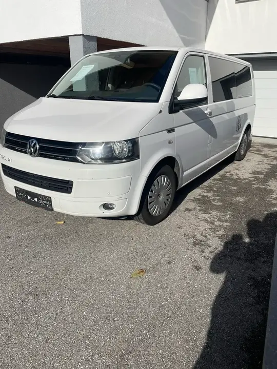 Volkswagen T5 2012 photo 2