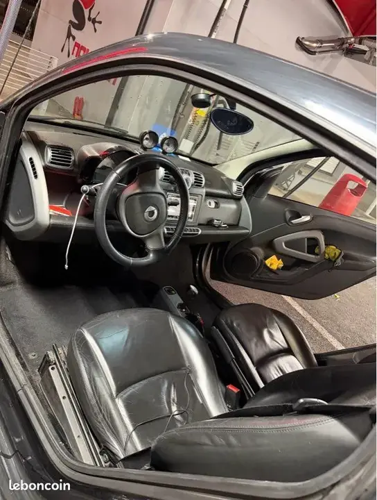 Smart Fortwo 2010 photo 2