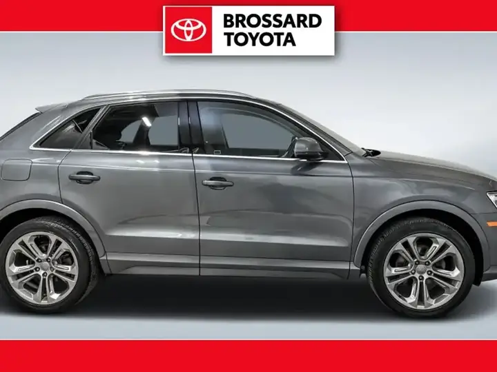 Audi Q3 2018 photo 2