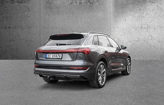 Audi E-Tron 2021 photo 5