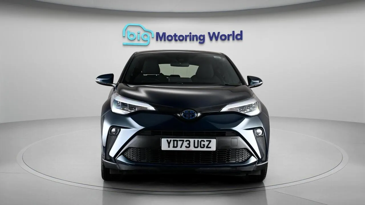 Toyota C-Hr 2023 photo 3