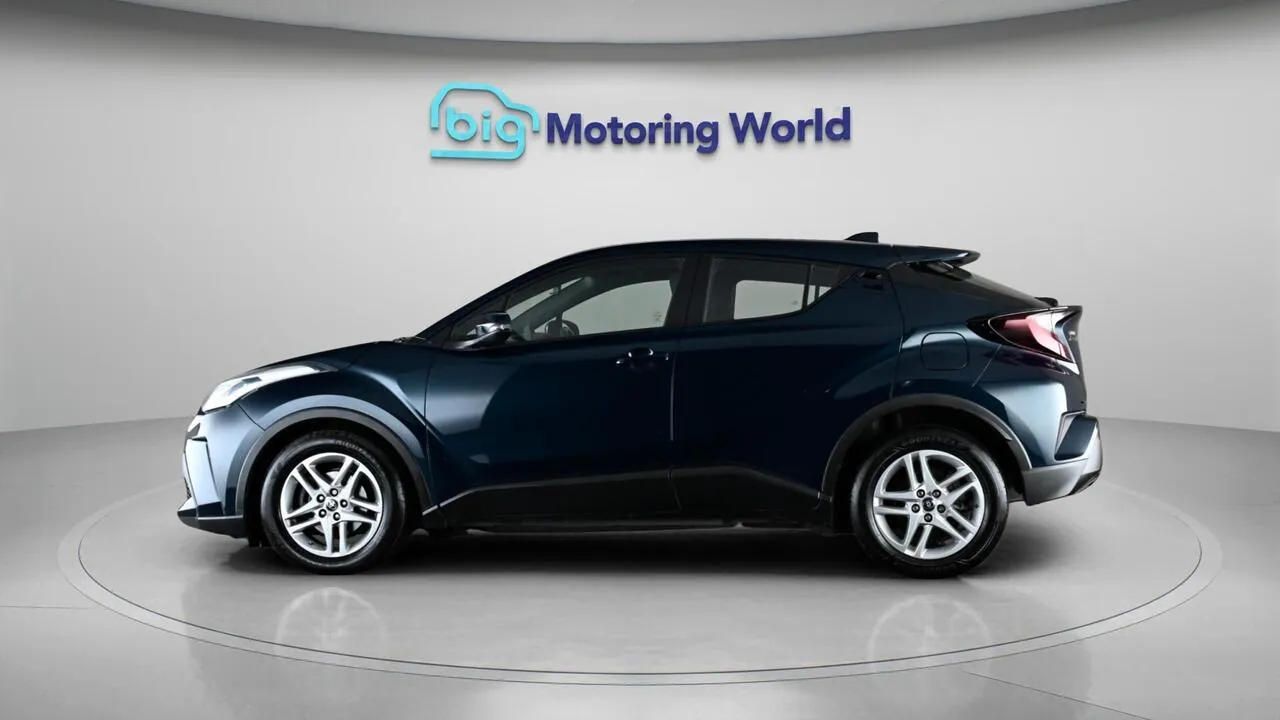 Toyota C-Hr 2023 photo 5