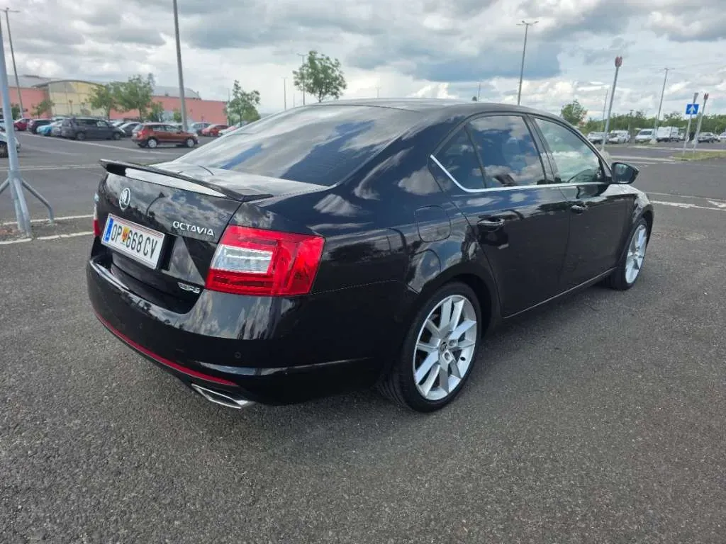 Skoda Octavia 2013 photo 3