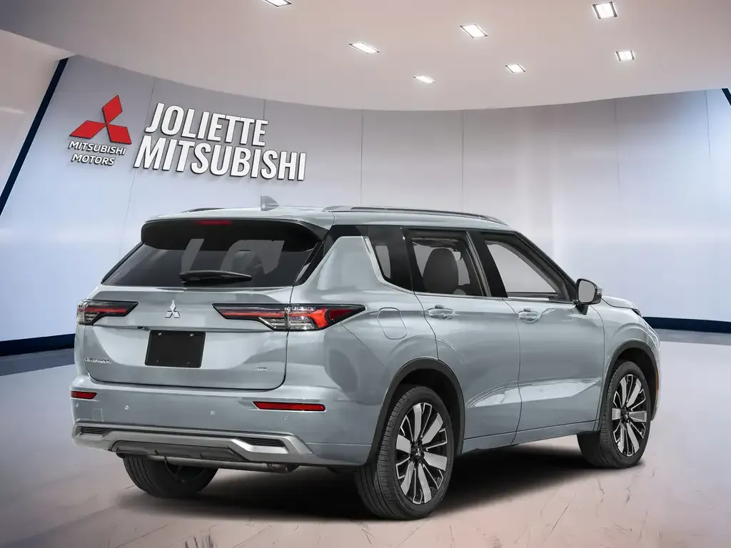 Mitsubishi Outlander 2026 photo 3