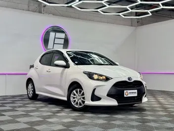 Toyota Yaris 2021 photo 2