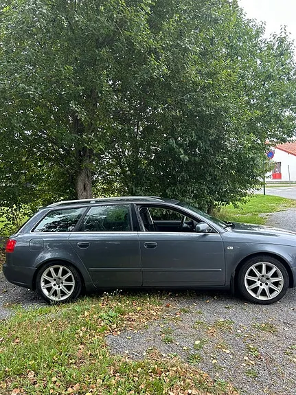 Audi A4 2005 photo 4
