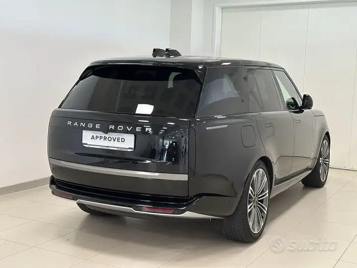 Land Rover Range Rover 2026 photo 2