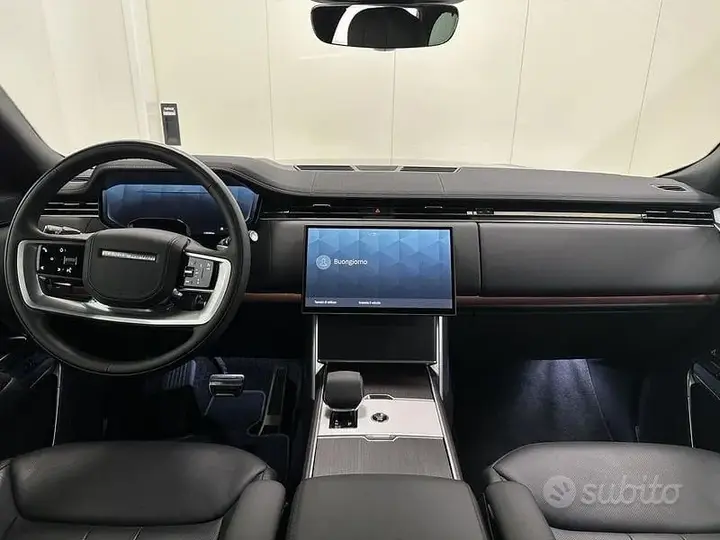 Land Rover Range Rover 2026 photo 4