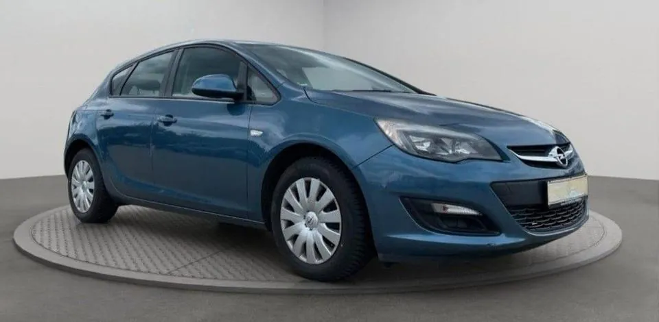 Opel Astra J