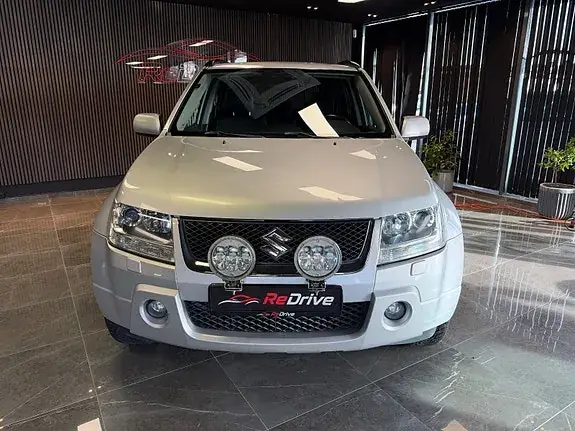 Suzuki Grand Vitara 2008 photo 2