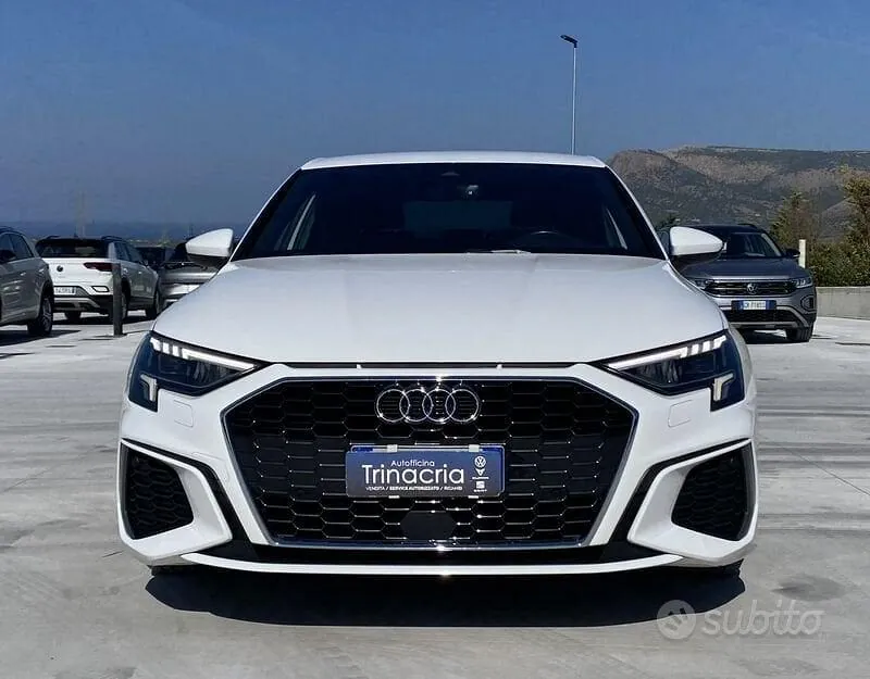 Audi A3 2022 photo 2