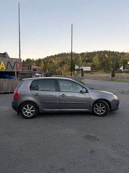 Volkswagen Golf 5 2009 photo 4