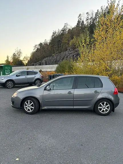 Volkswagen Golf 5 2009 photo 2