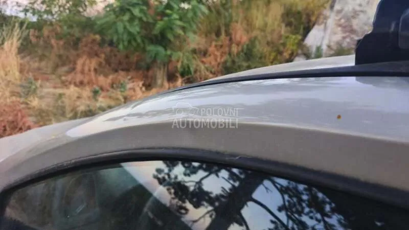 Fiat Punto 2011 photo 4