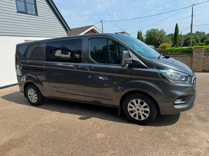 Ford Transit Custom 2019 photo 2