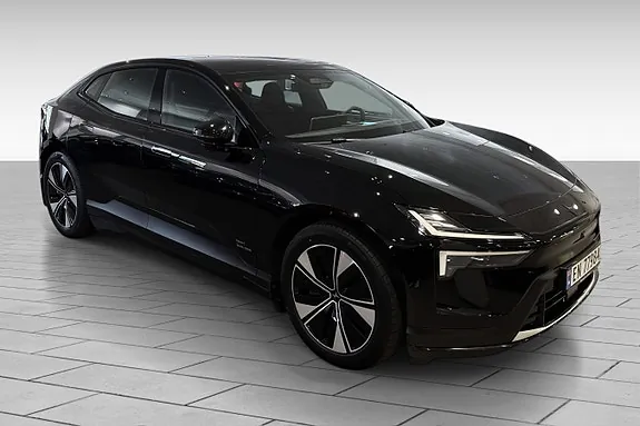 Polestar 4 2025 photo 2