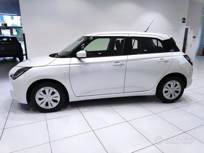 Suzuki Swift 2026 photo 2