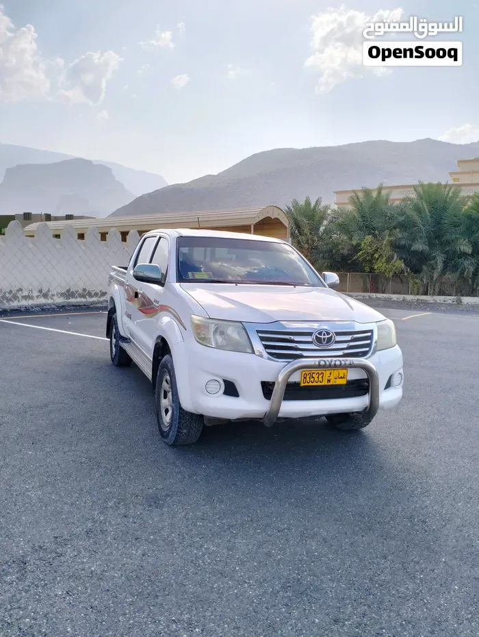 Toyota Hilux 2014 photo 4