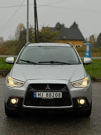 Mitsubishi Asx 2011 photo 2