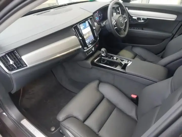 Volvo V90 2025 photo 5