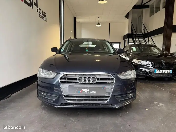 Audi A4 2014 photo 2