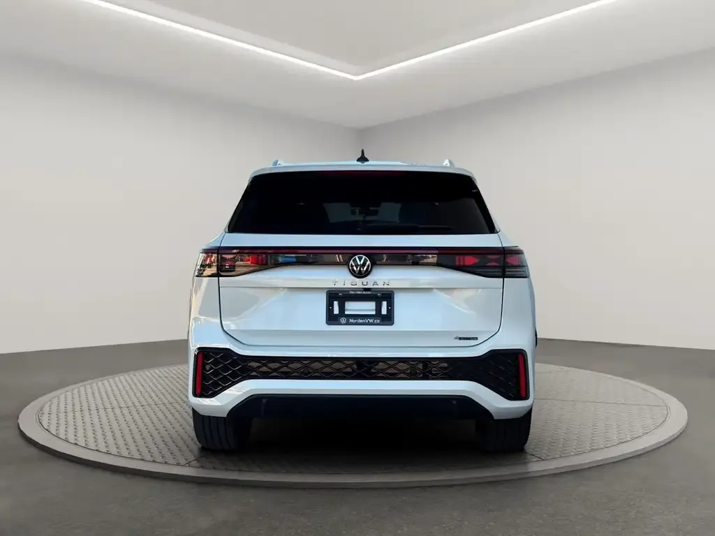 Volkswagen Tiguan 2025 photo 5