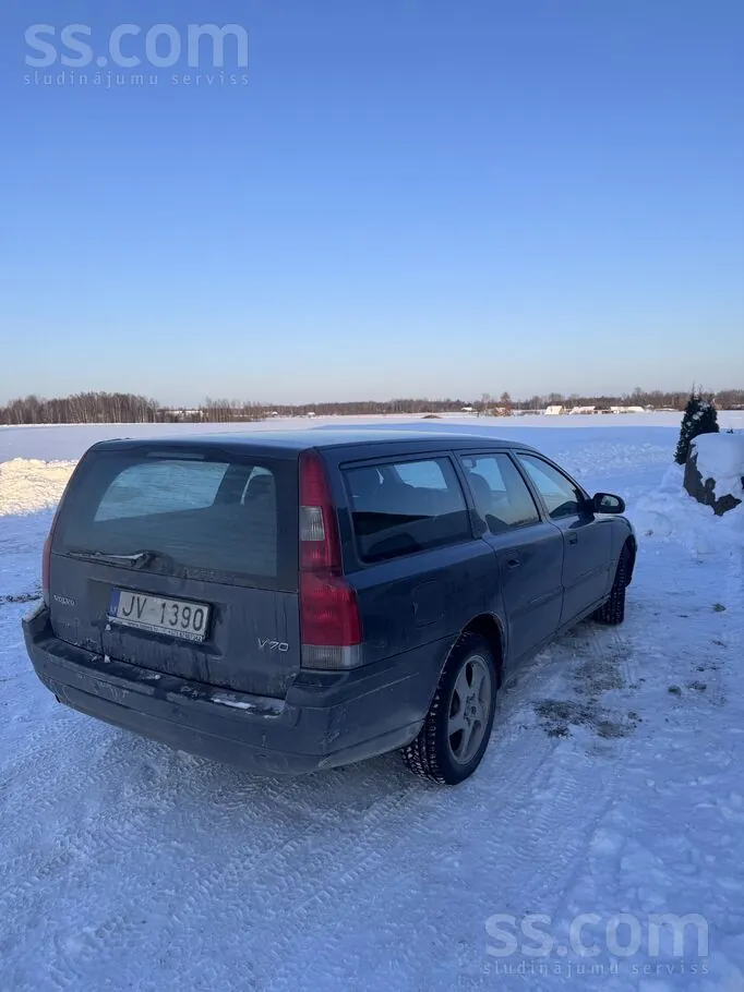 Volvo V70 2002 photo 3