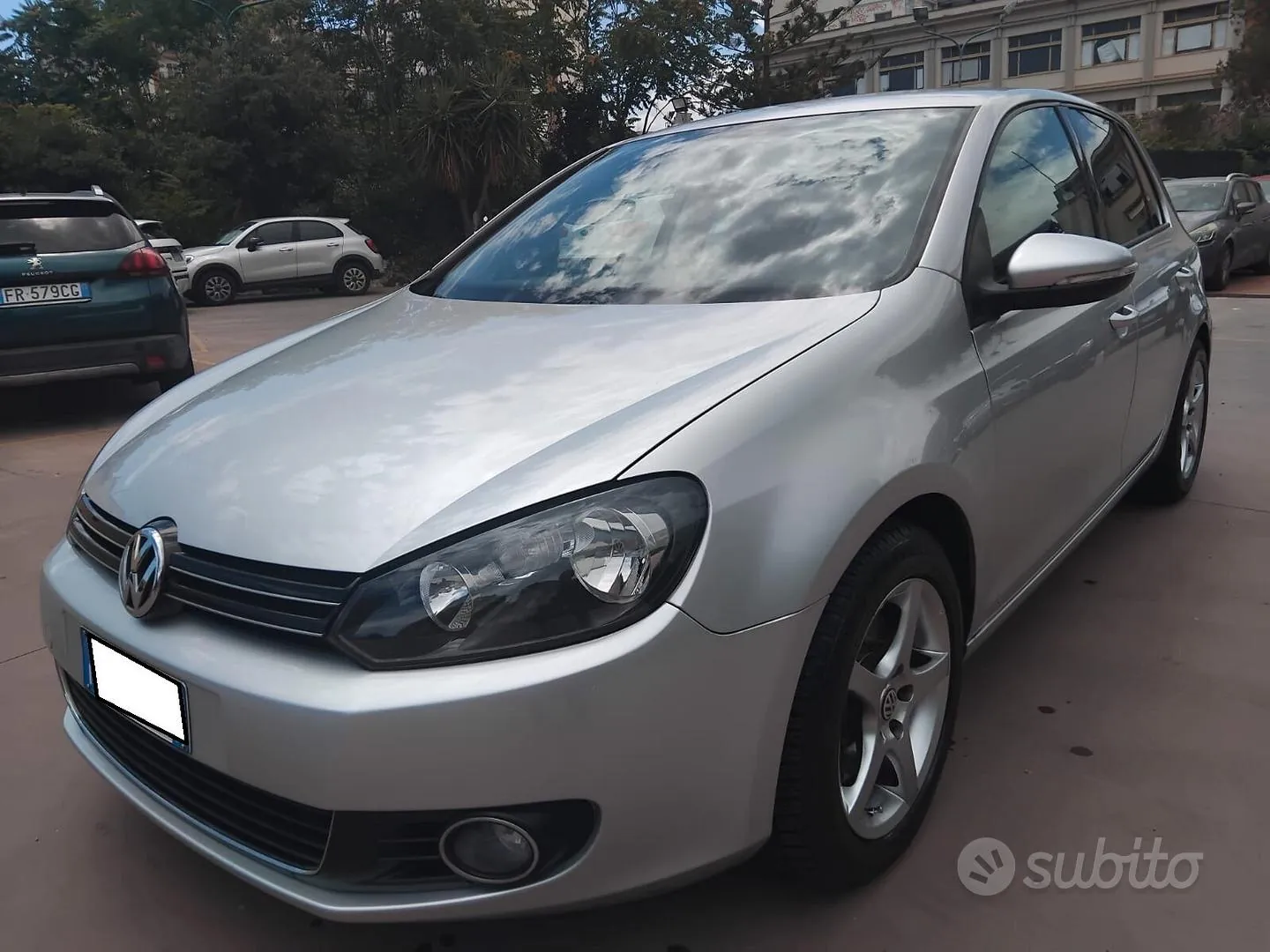 Volkswagen Golf 2010 photo 5