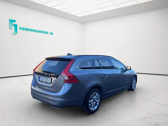 Volvo V60 2017 photo 5