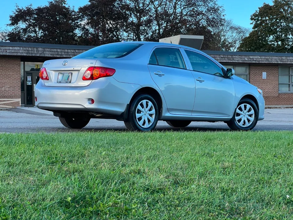 Toyota Corolla 2010 photo 3