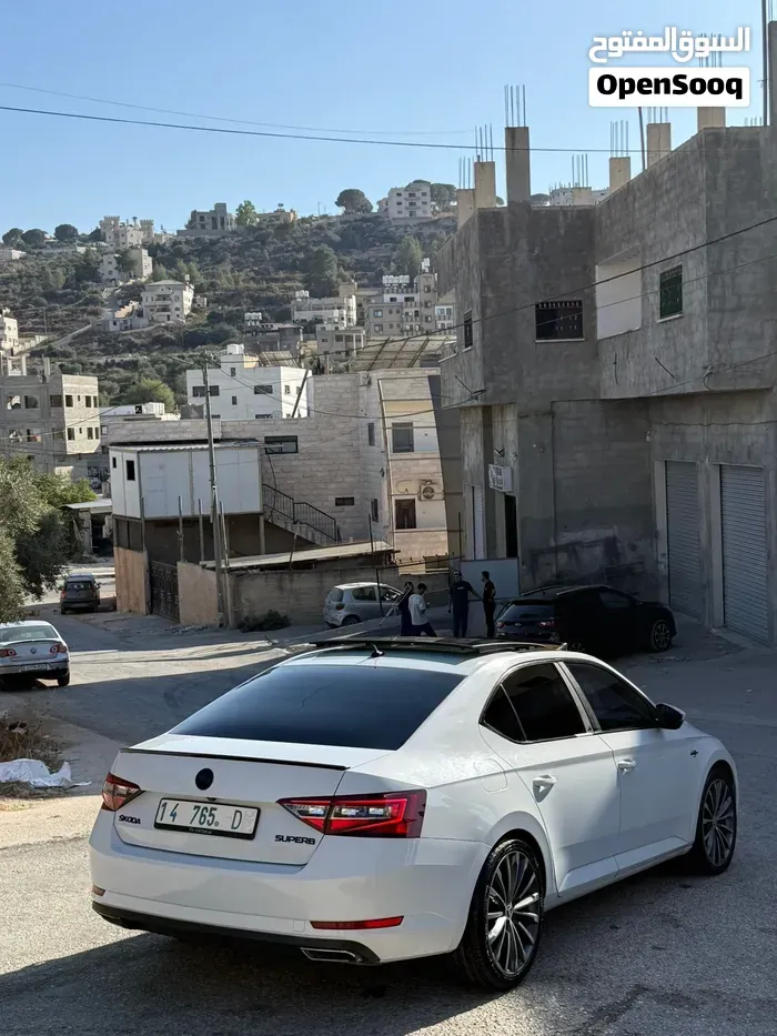 Skoda Superb 2017 photo 2