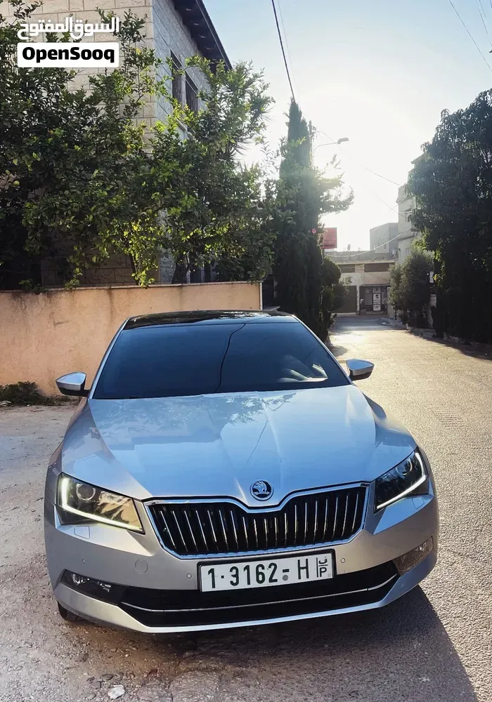 Skoda Superb 2017 photo 5