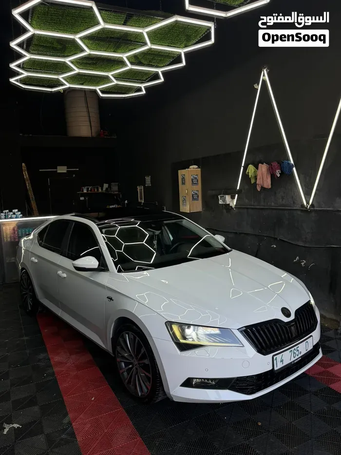 Skoda Superb 2017 photo 3