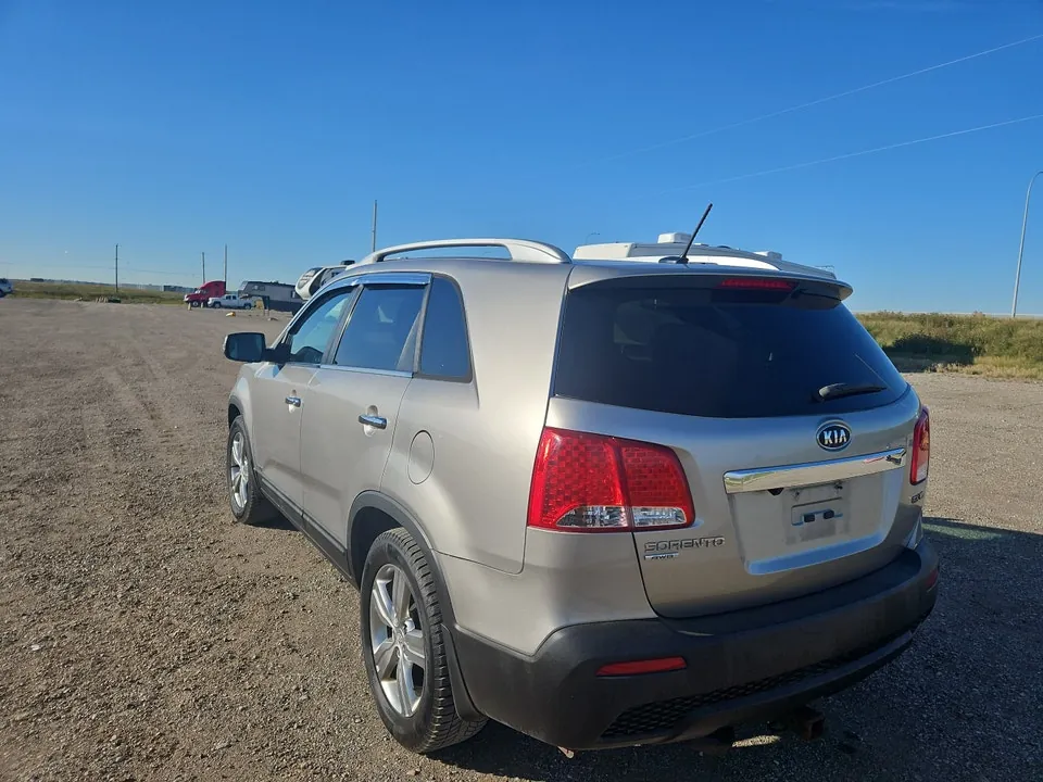 Kia Sorento 2013 photo 3