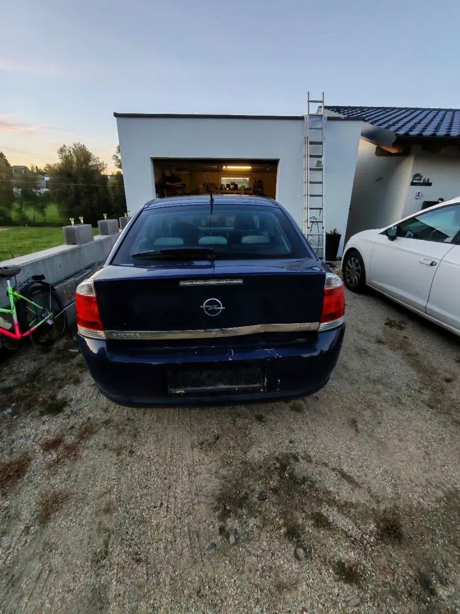 Opel Vectra 2006 photo 2