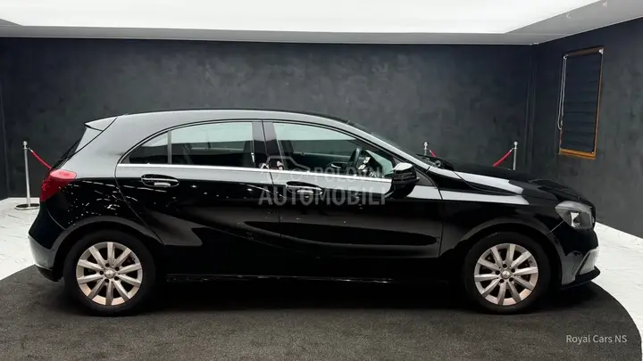 Mercedes-Benz A 160 2016 photo 4