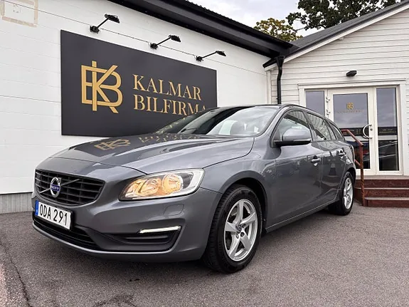 Volvo V60 2017 photo 2