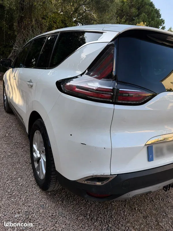 Renault Espace 2017 photo 3