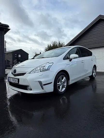 Toyota Prius 2014 photo 3