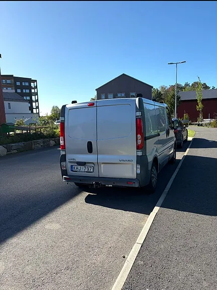 Opel Vivaro 2007 photo 2
