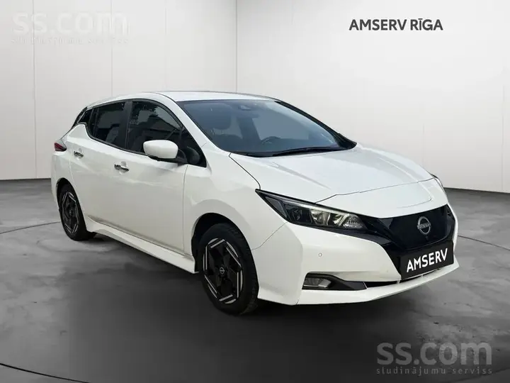 Nissan Leaf 2022 photo 3