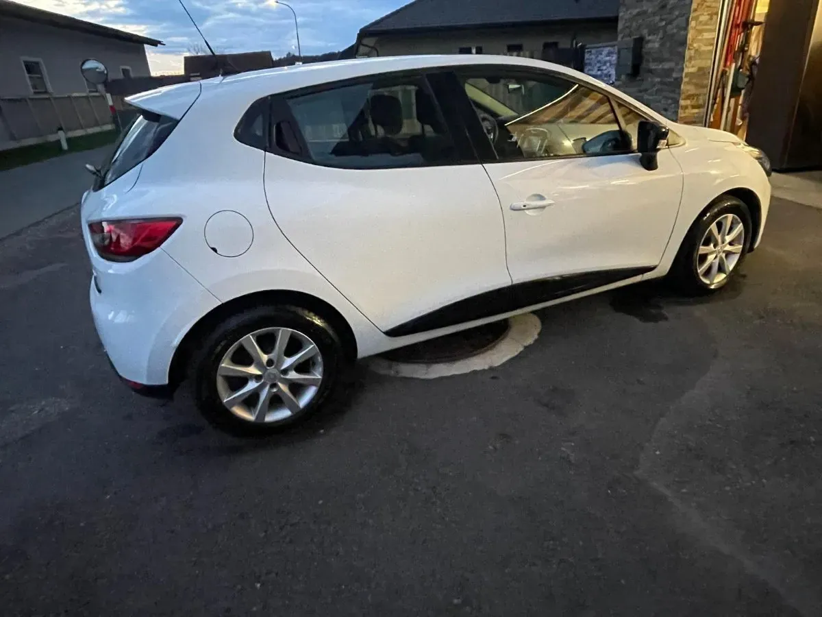 Renault Clio 2013 photo 3