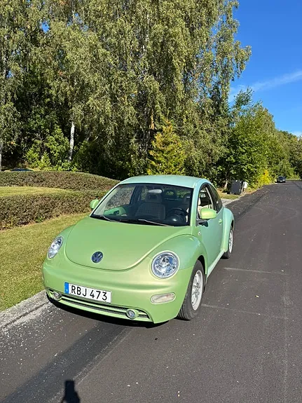 Volkswagen New Beetle 1999 photo 2