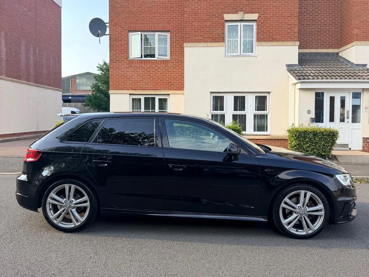 Audi A3 2015 photo 5