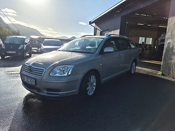 Toyota Avensis 2006 photo 3