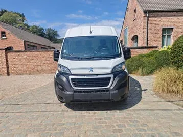 Peugeot Boxer 2023 photo 2
