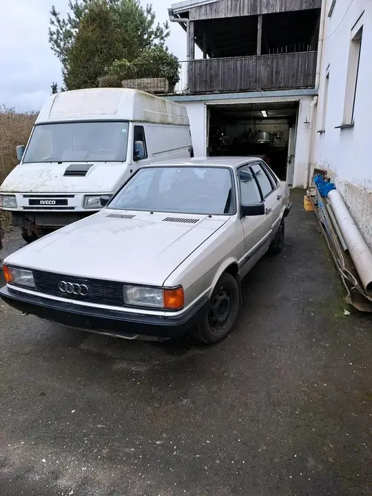 Audi 80