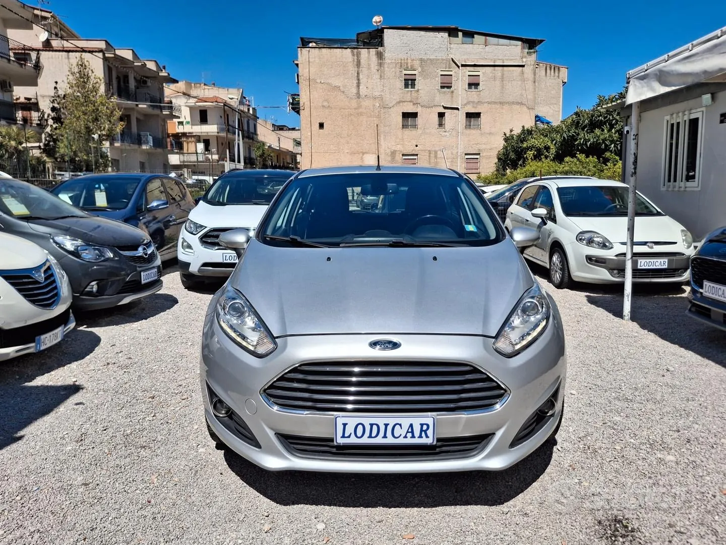 Ford Fiesta 2013 photo 3