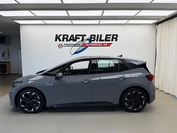 Cupra Born 2024 photo 2